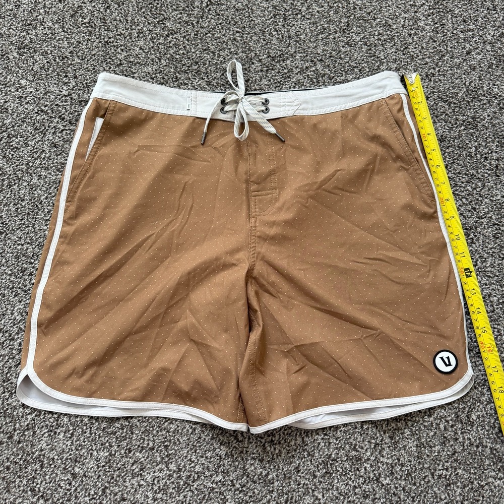 VUORI Cruise Boardshorts Men's Size 34 V314 Swim Shorts Unlined 7" Brown Dots
